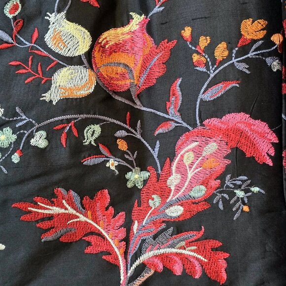 100% Silk Traditional Chinese Embroidered Blazer Jacket, Medium or Small Petite - Picture 4 of 7